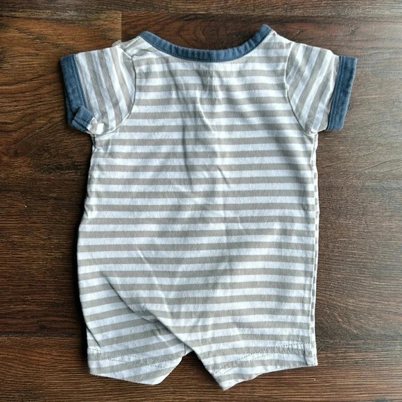 Carter's Baby One-Piece with Shark | Baby Shark | Carter's Newborn Clothes | - Picture 3 of 8